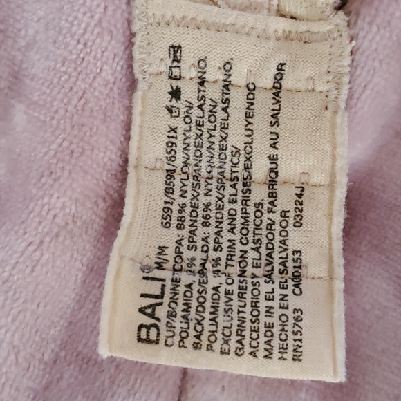 Bali 6591 Wire-free Convertible Bra - Picture 5 of 6